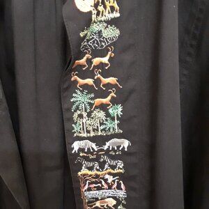 Testitalia Camicie Men's Embroidered Animals Shirt- Size Large- Gently Worn